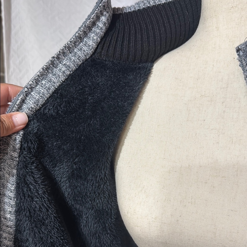 Buffalo David Bitton Heathered Gray Knit Zip Up Sweater - Picture 2 of 3